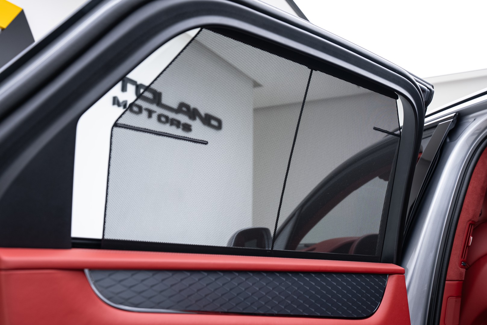 2023 BENTLEY BENTAYGA AZURE | GCC | MAIN DEALER WARRANTY SERVICE